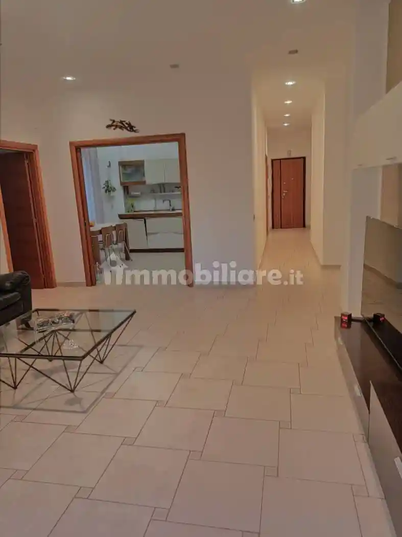 Palazzo - Edificio in vendita a Bari