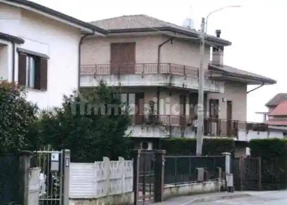 Appartamento in vendita a Lentate sul Seveso