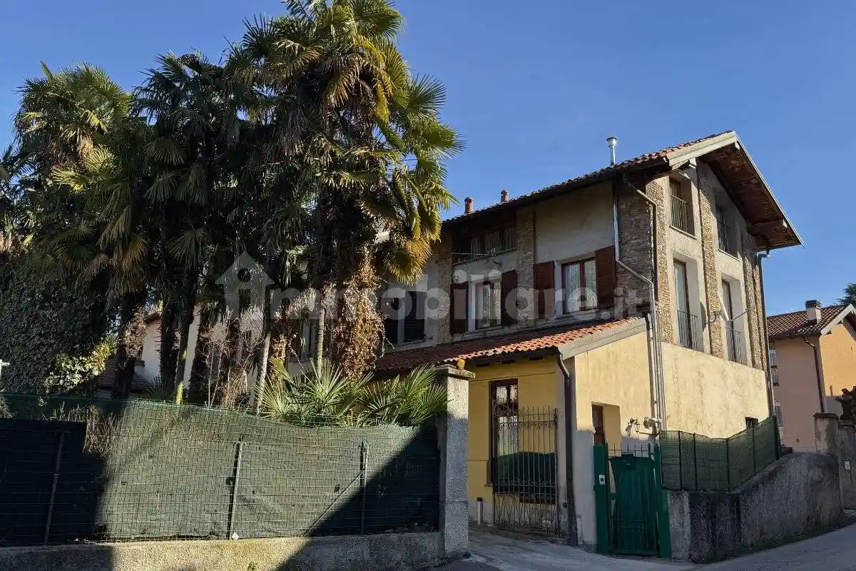 Appartamento in affitto a Varese