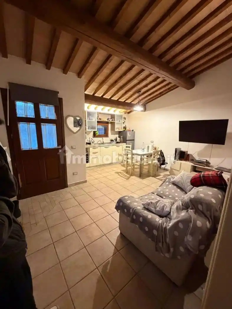 Appartamento in vendita a Cascina