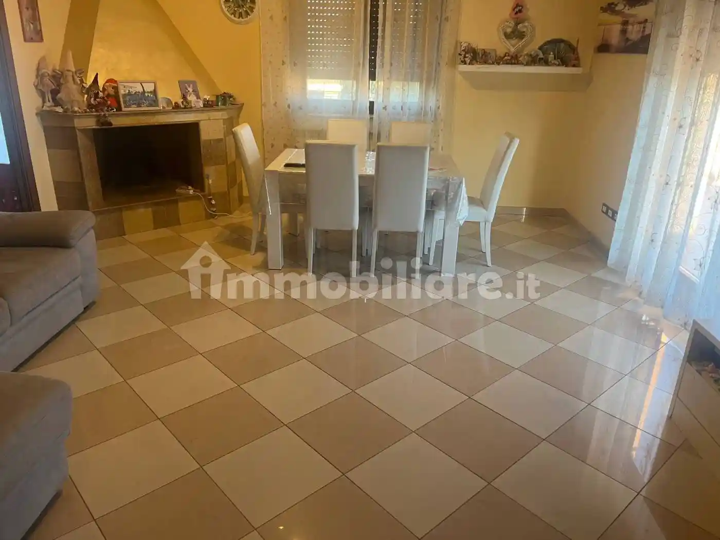 Palazzo - Edificio in vendita a Città Sant'Angelo