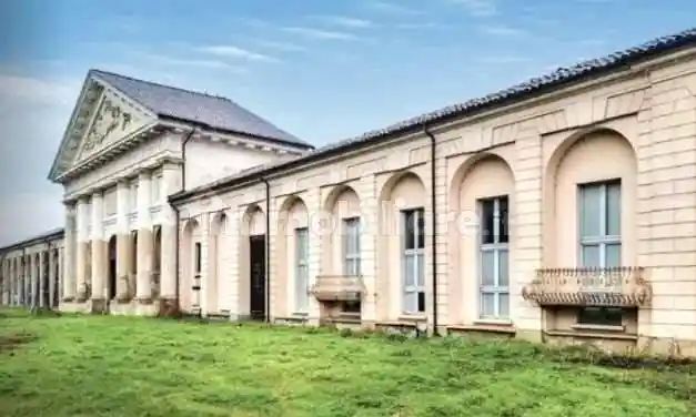 Palazzo - Stabile in vendita a Belgioioso