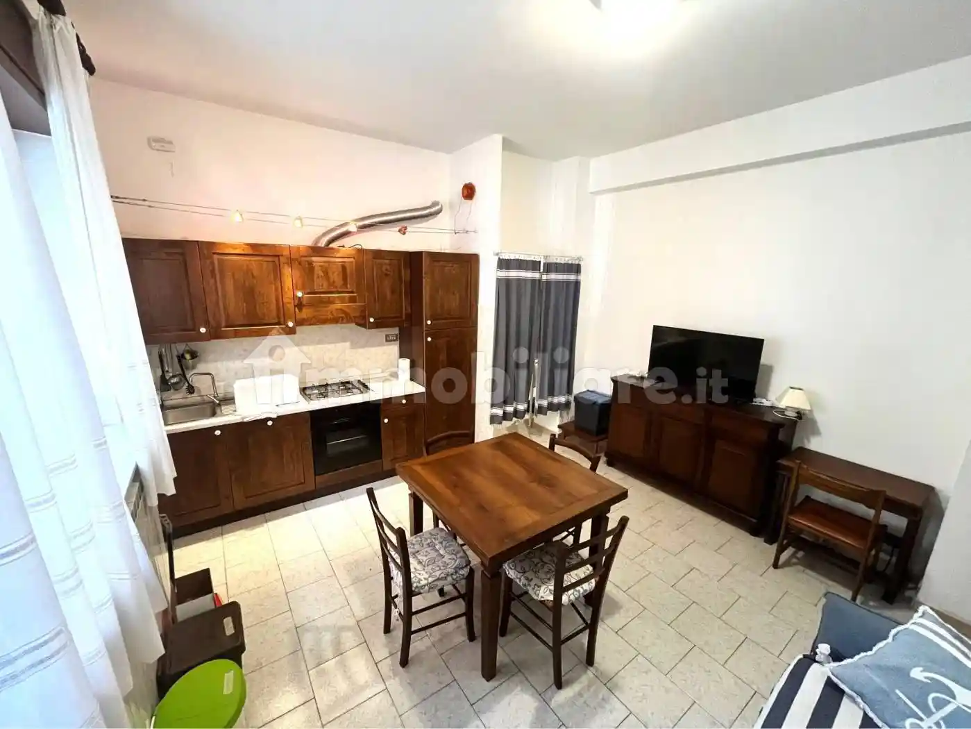 Appartamento in affitto a Albisola Superiore