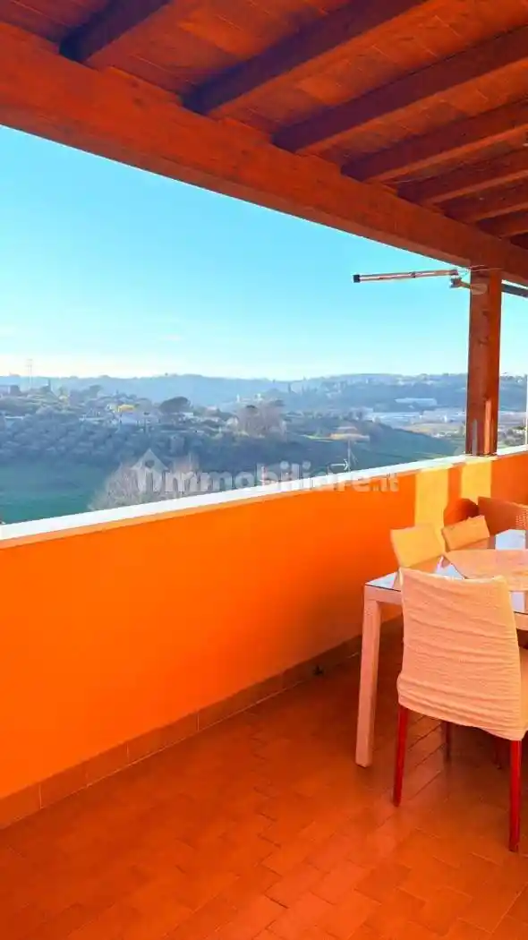 Appartamento in vendita a Guidonia Montecelio