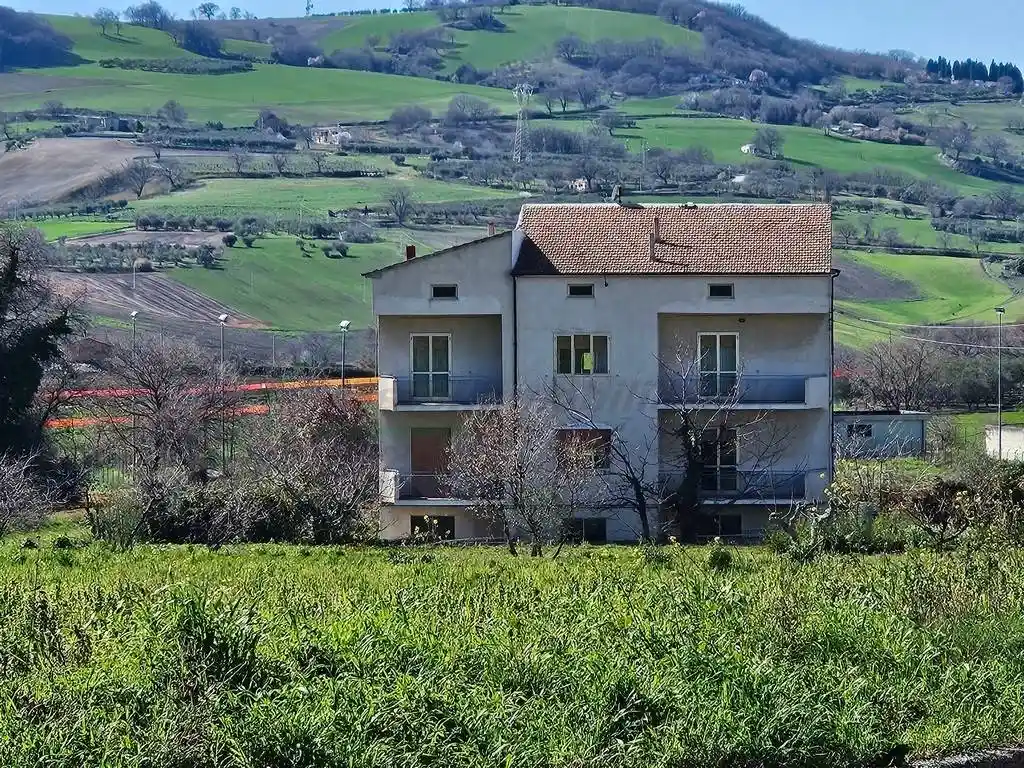 Casa indipendente in vendita a Montecilfone