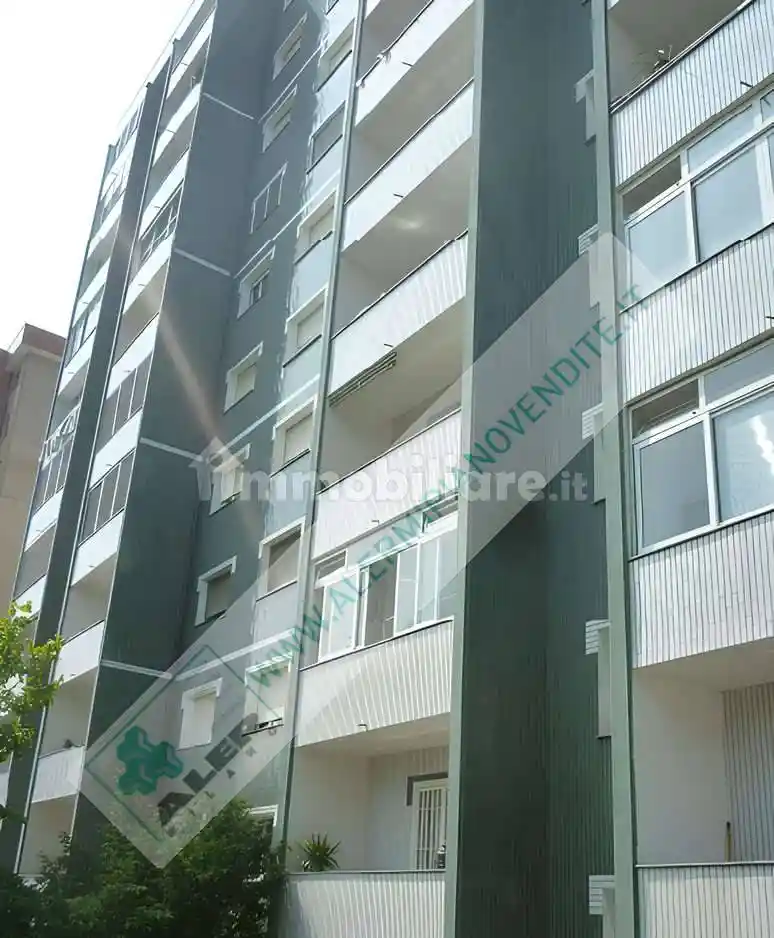 Appartamento in vendita a Corsico