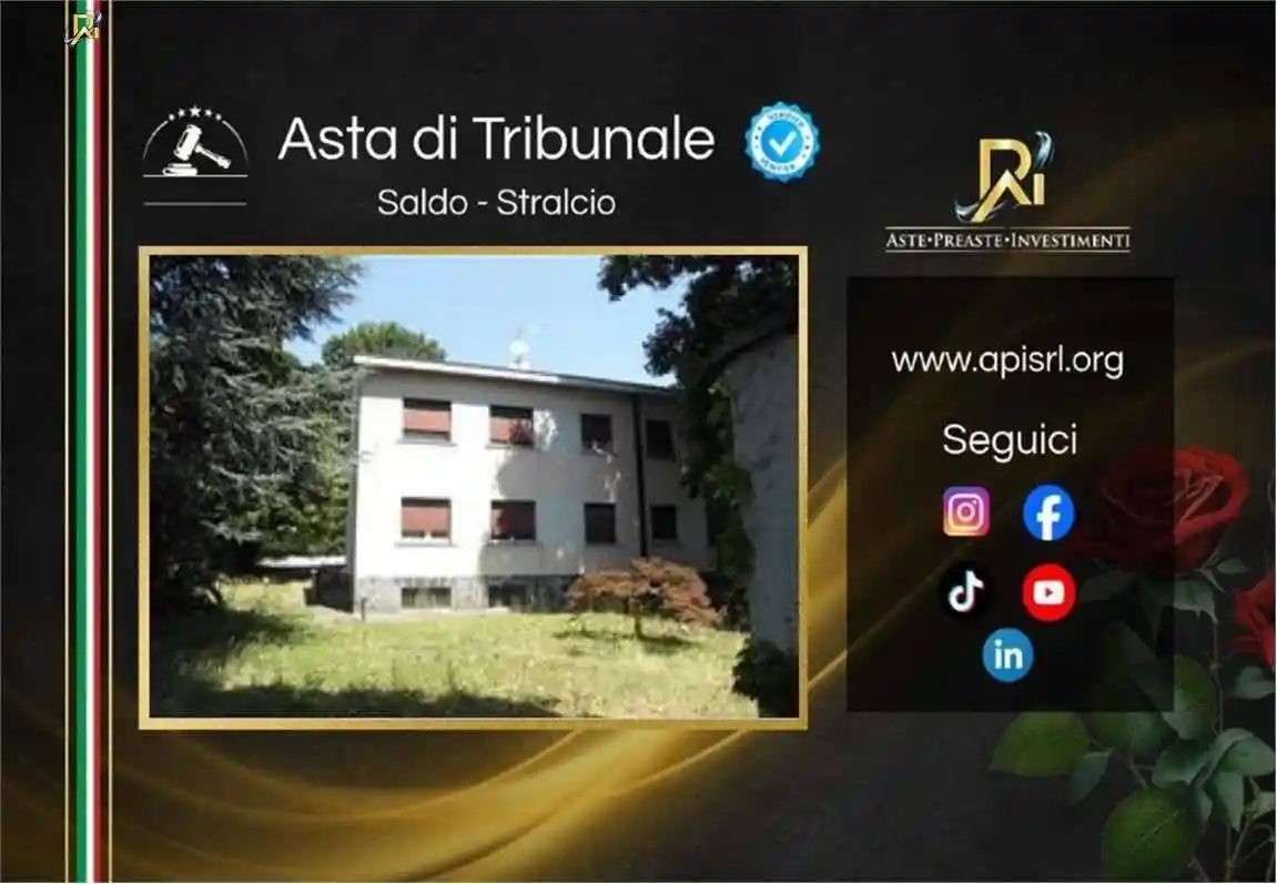 Appartamento in vendita a Carugo