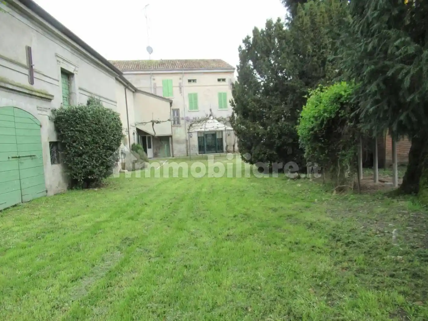 Villa in vendita a Quistello