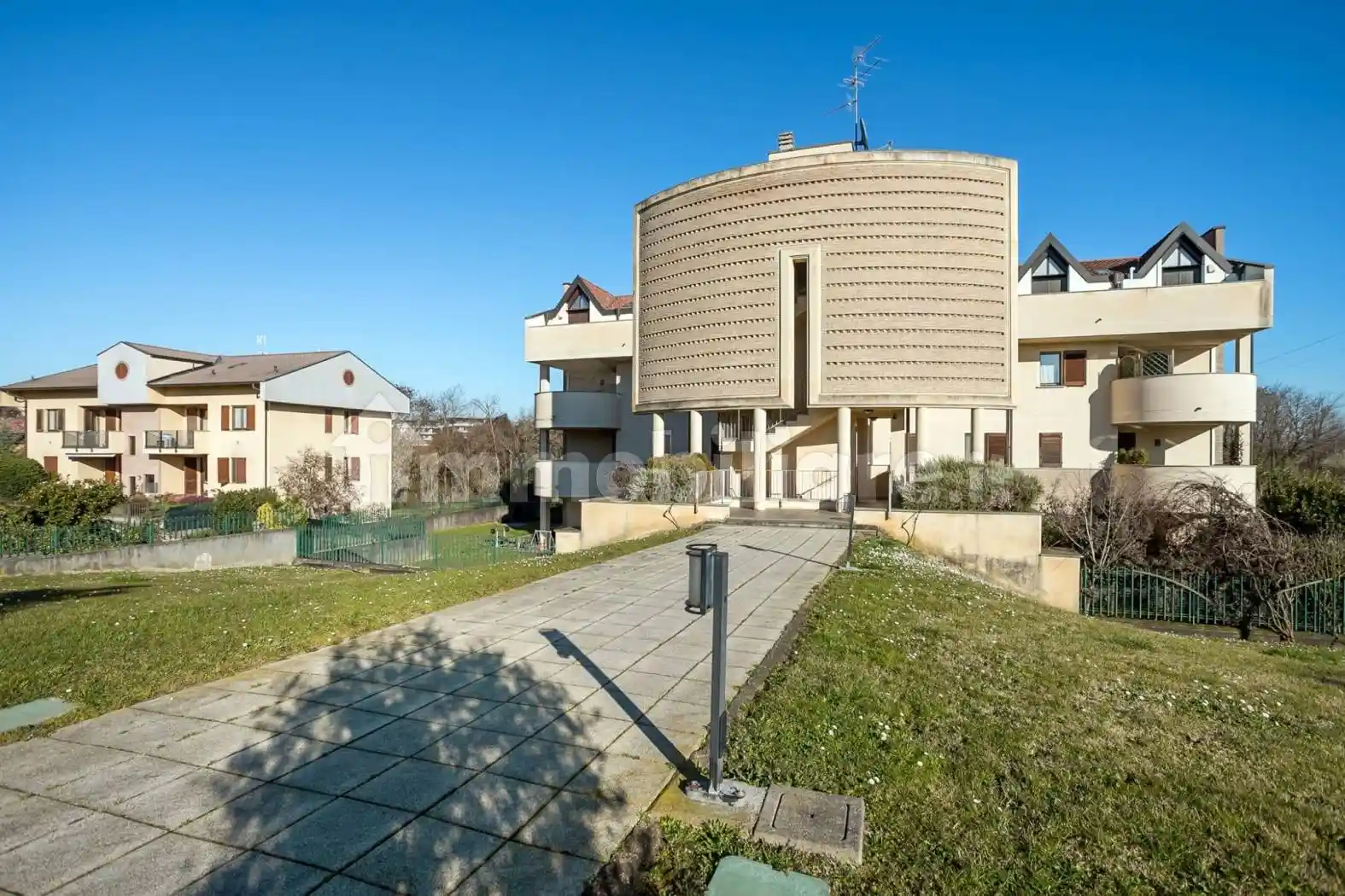 Appartamento in vendita a Bernareggio