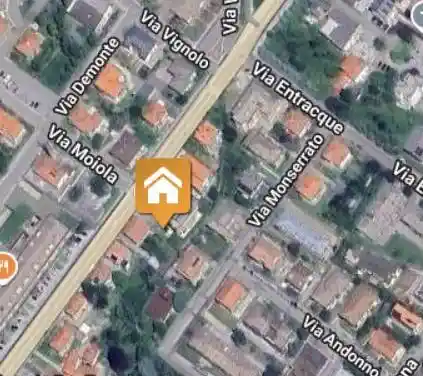 Palazzo - Stabile in vendita a Cuneo