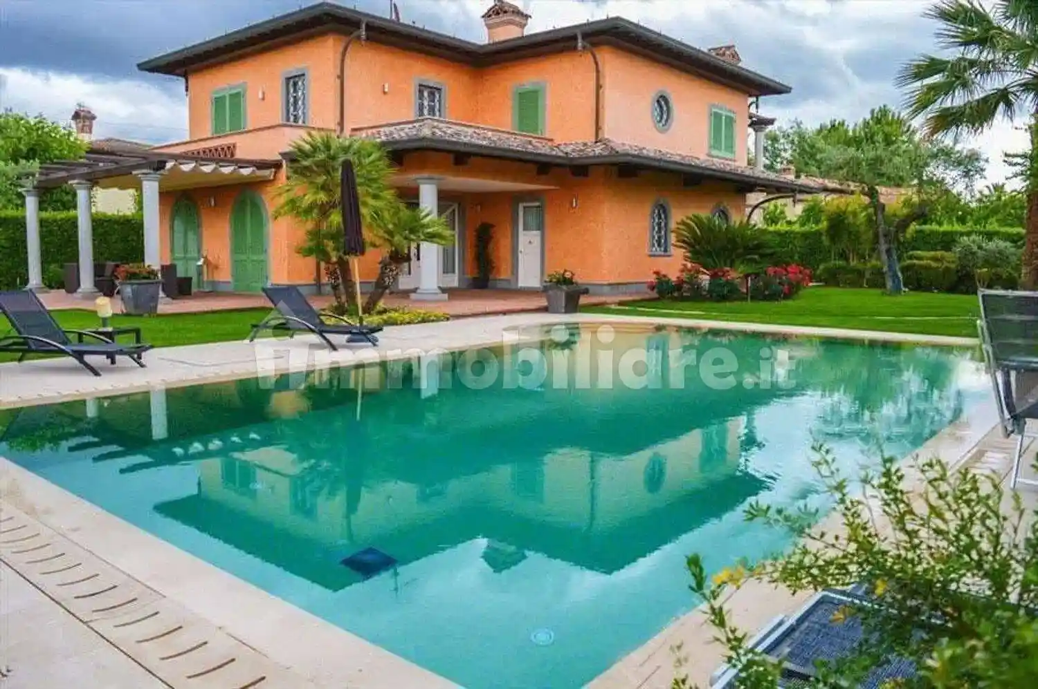 Villa in vendita a Forte dei Marmi
