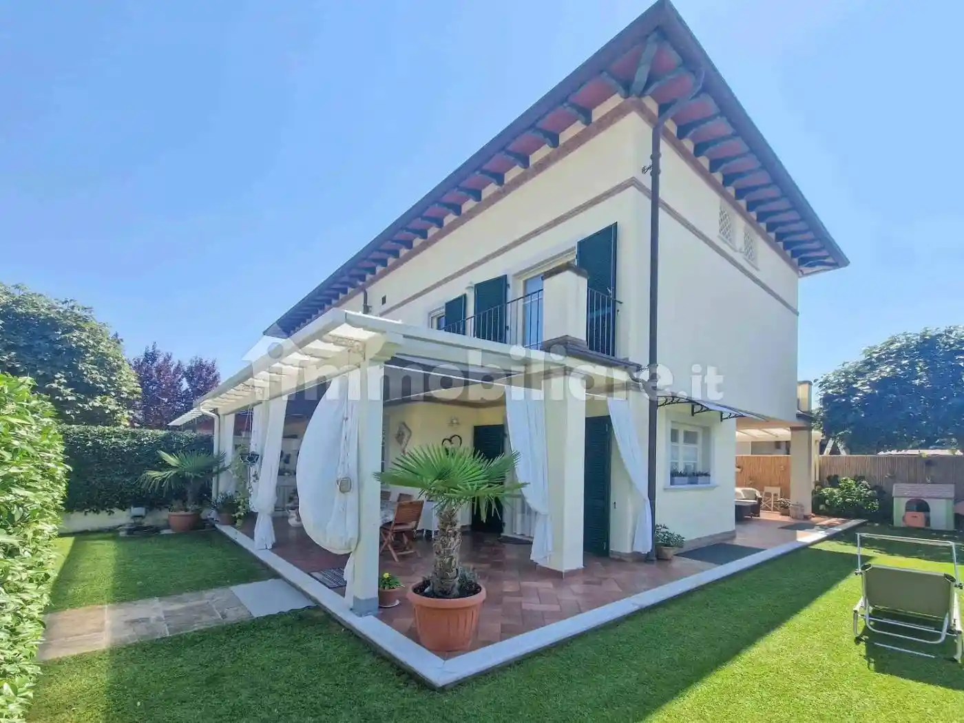 Villa in affitto a Pietrasanta