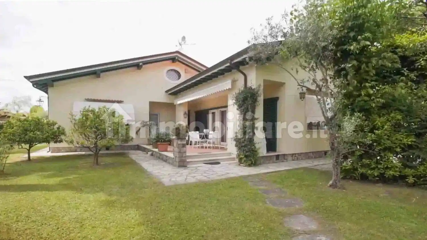 Villa in affitto a Forte dei Marmi