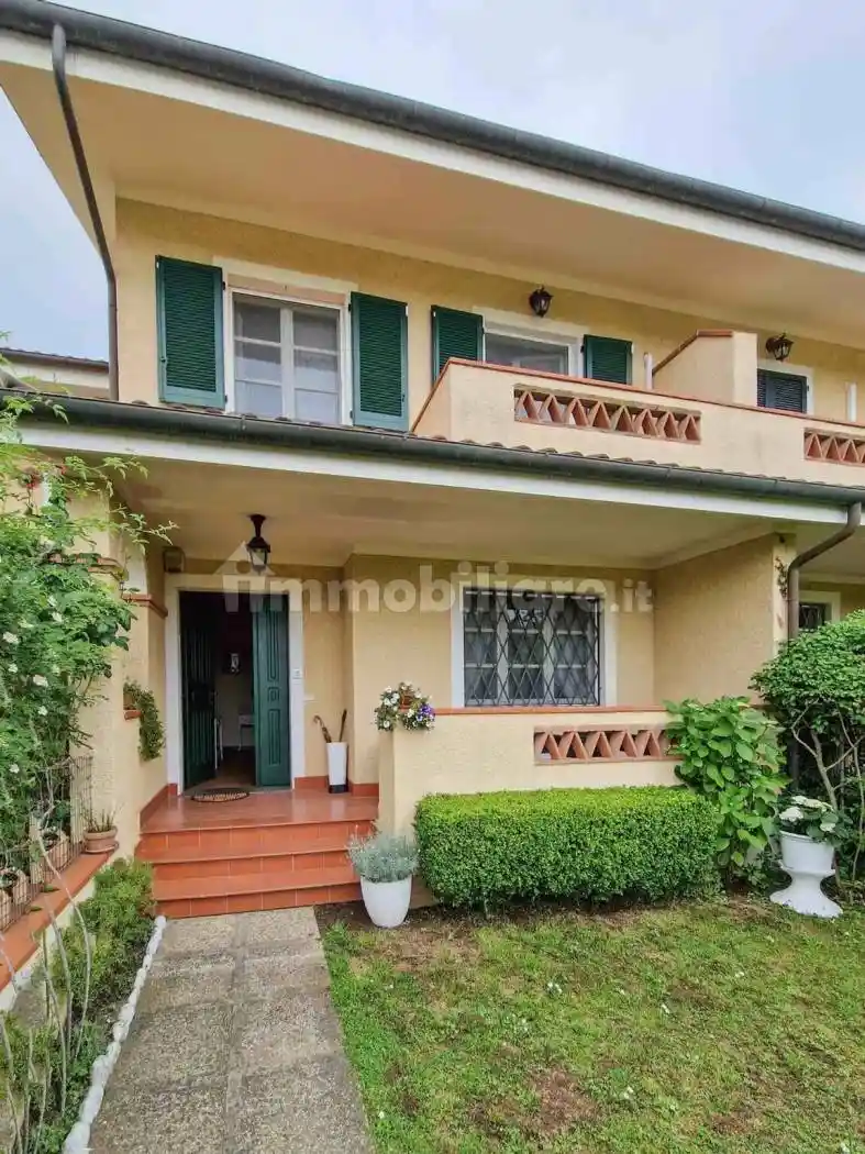 Villa in affitto a Forte dei Marmi