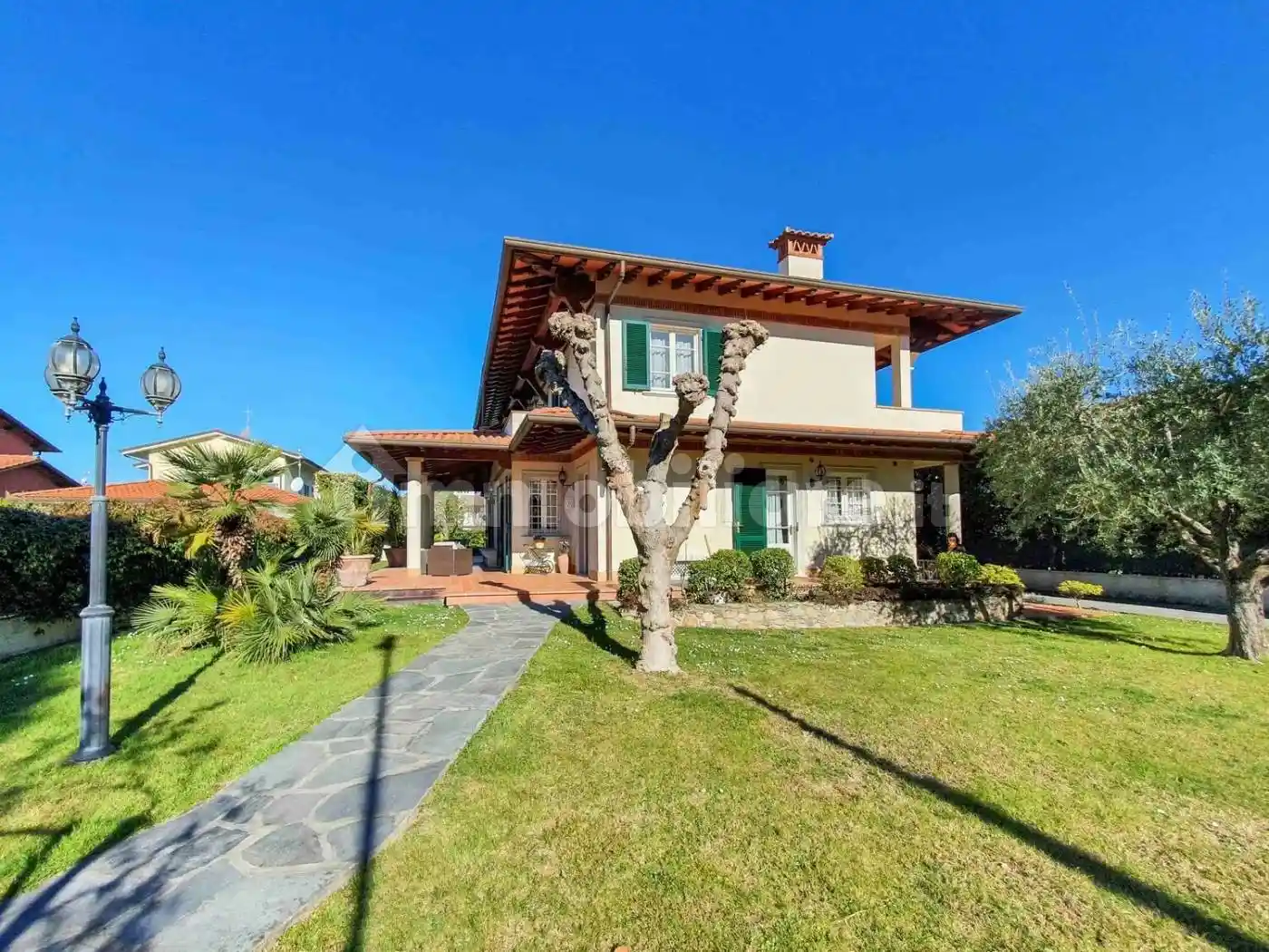 Villa in affitto a Forte dei Marmi