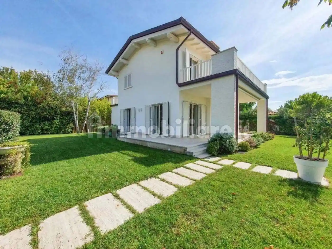 Villa in affitto a Forte dei Marmi