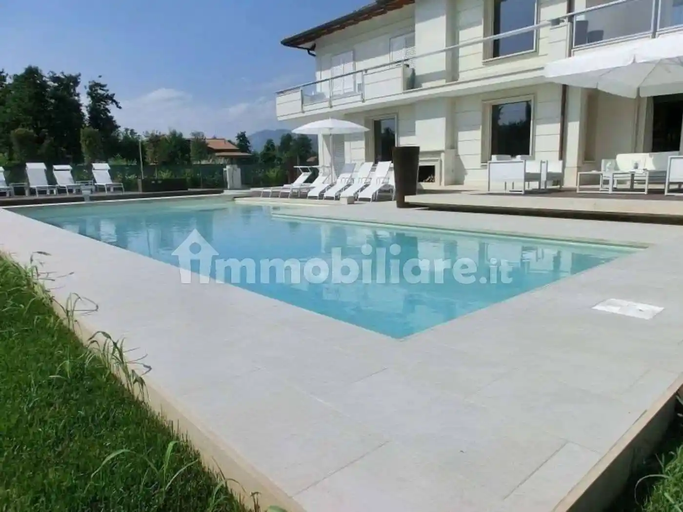 Villa in affitto a Forte dei Marmi