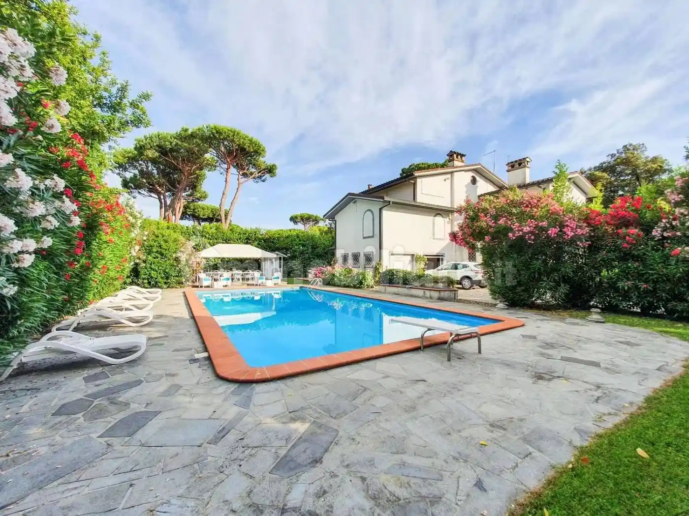 Villa in affitto a Forte dei Marmi