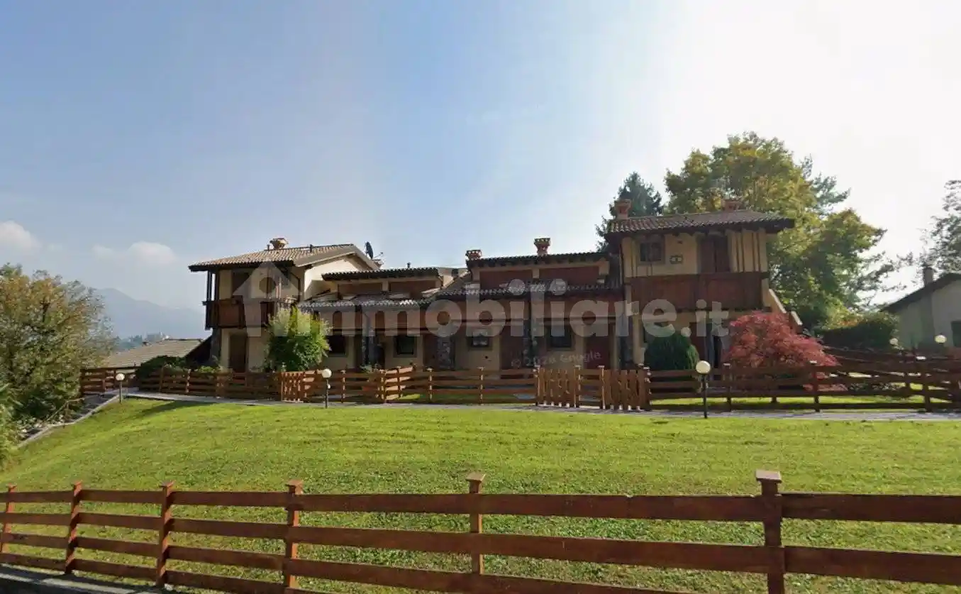 Appartamento in vendita a Sant'Omobono Terme