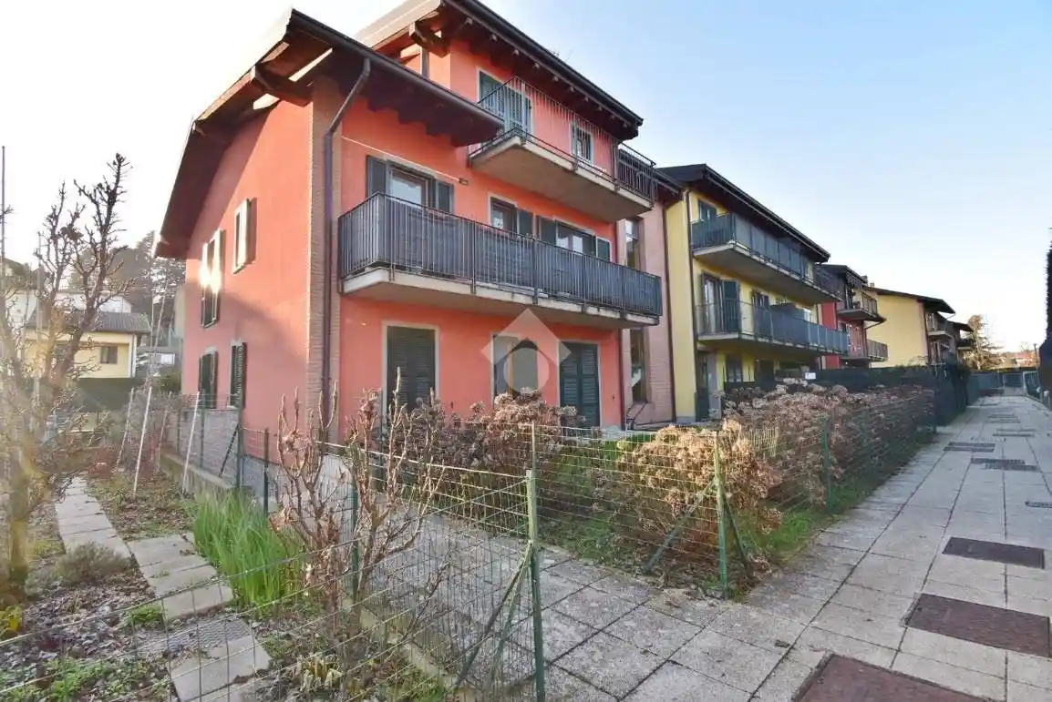 Appartamento in vendita a Appiano Gentile