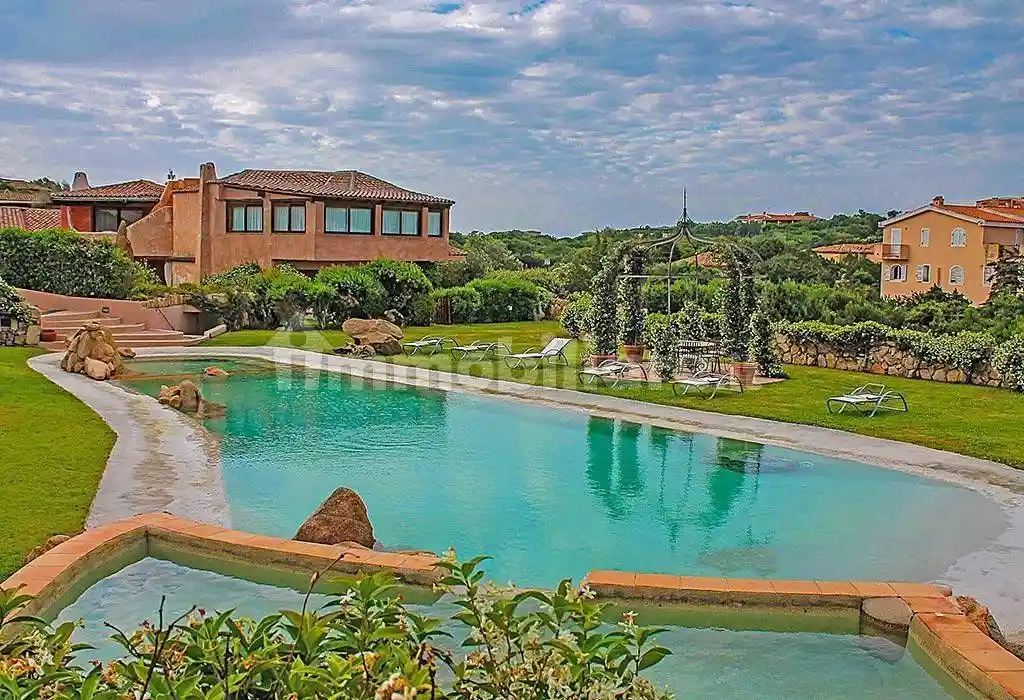 Appartamento in vendita a Arzachena