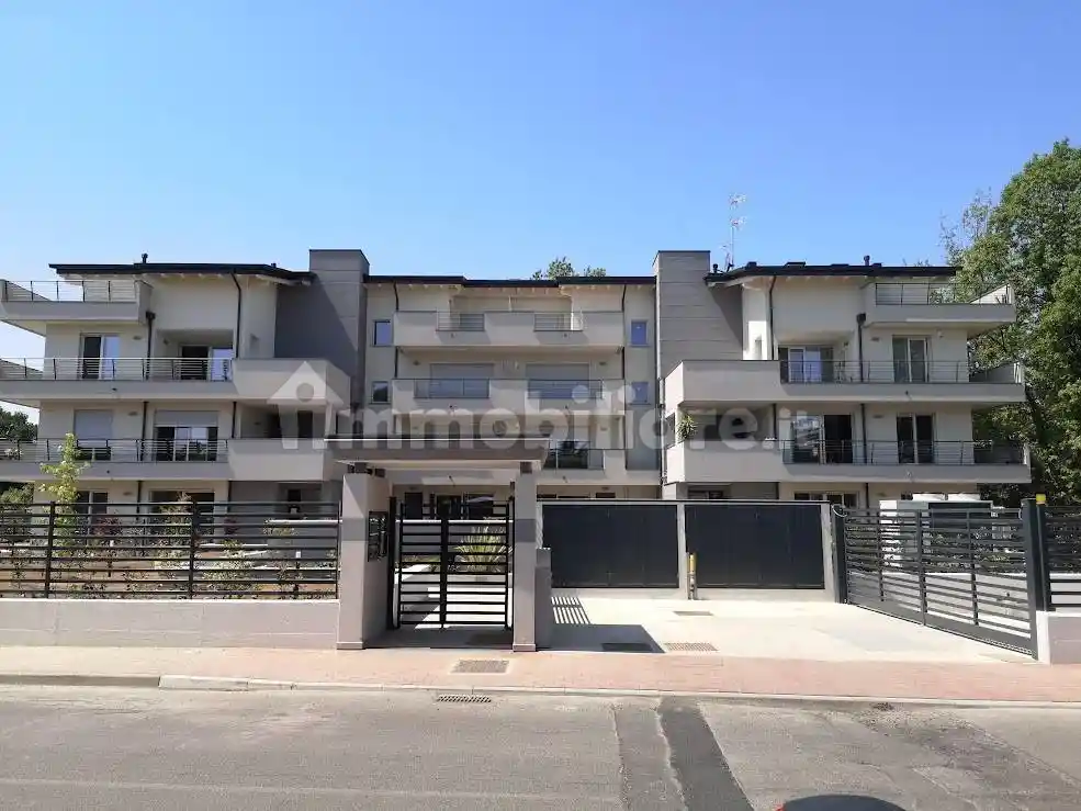 Appartamento in affitto a Monza