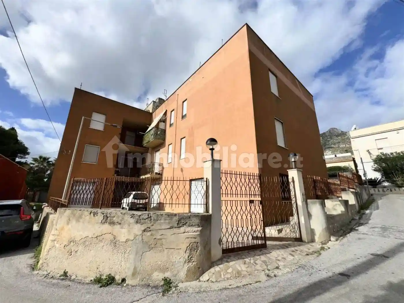 Appartamento in vendita a Valderice