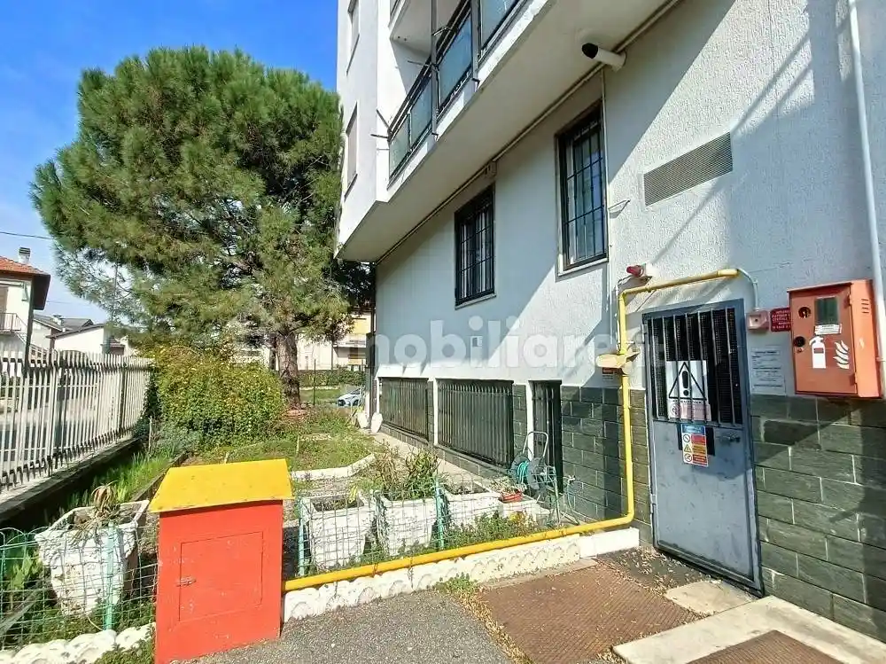 Appartamento in vendita a Vaprio d'Adda