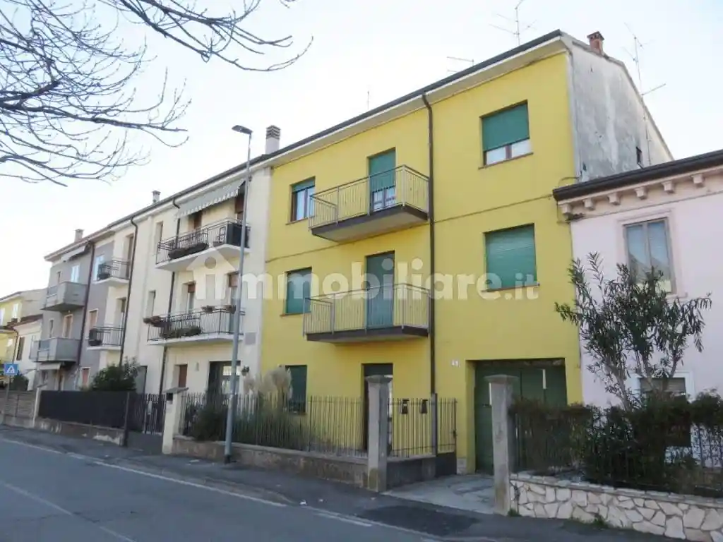 Appartamento in vendita a Verona