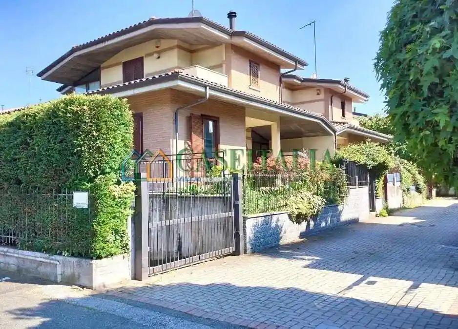 Villa in vendita a Rosta