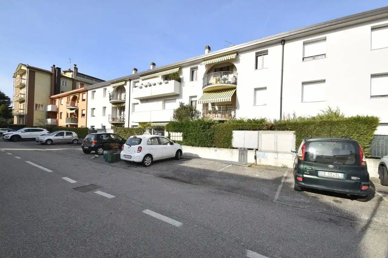 Appartamento in vendita a Bussolengo