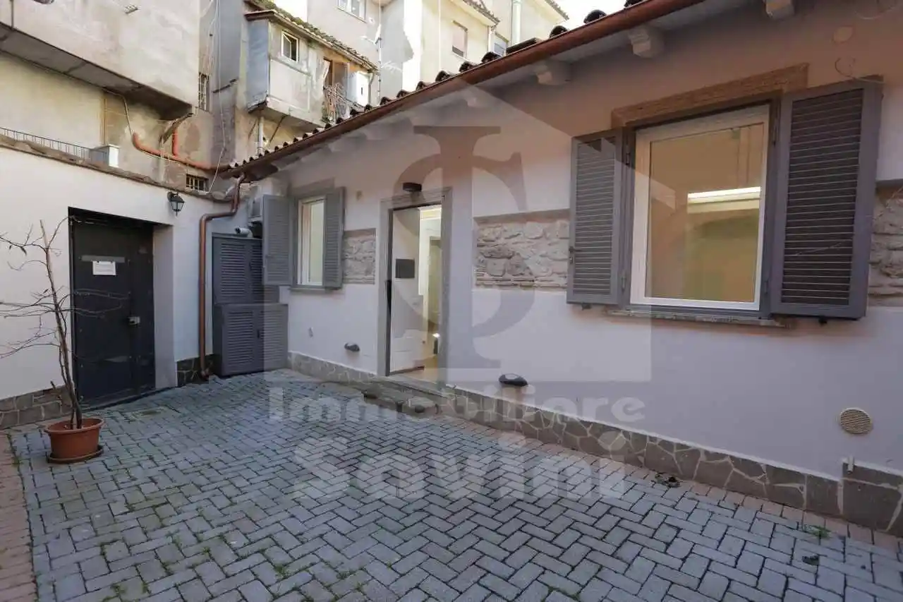 Casa indipendente in vendita a Albano Laziale