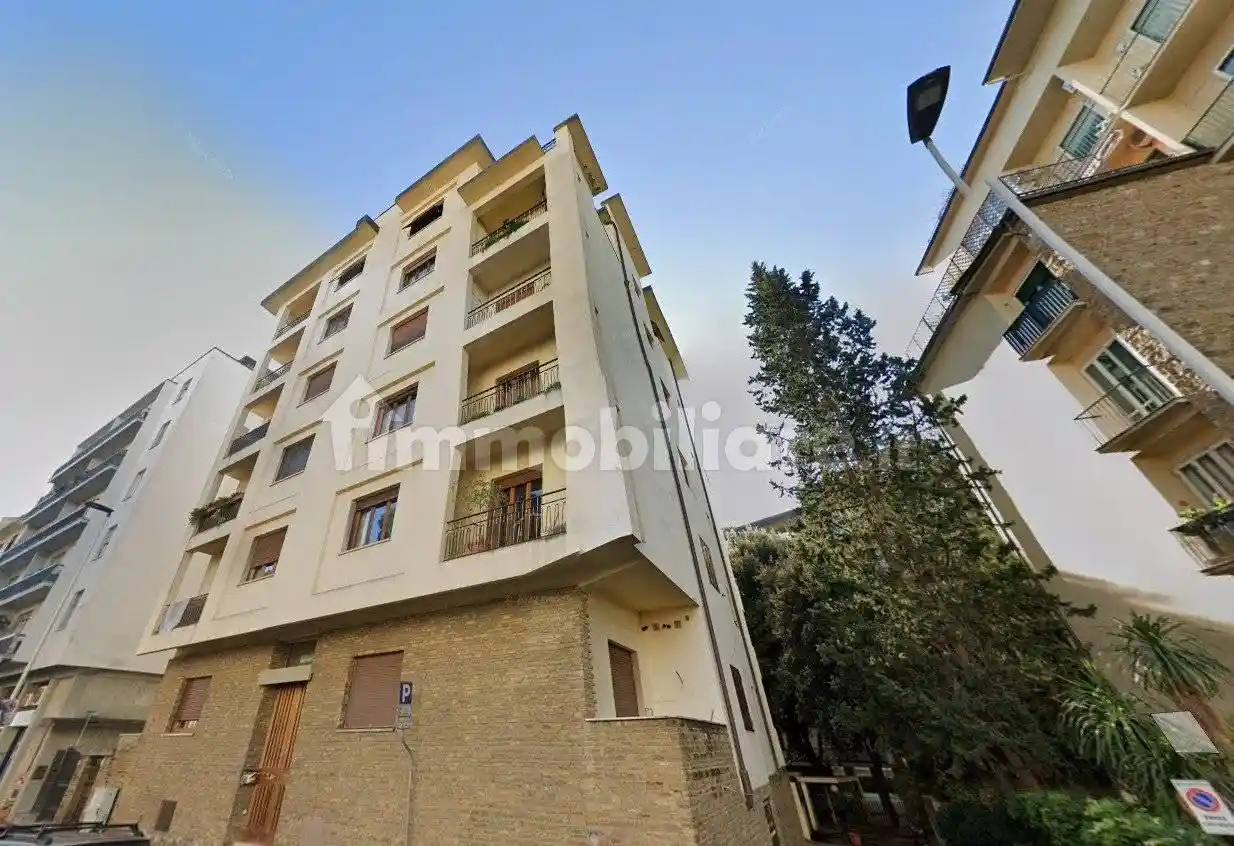 Appartamento in vendita a Firenze
