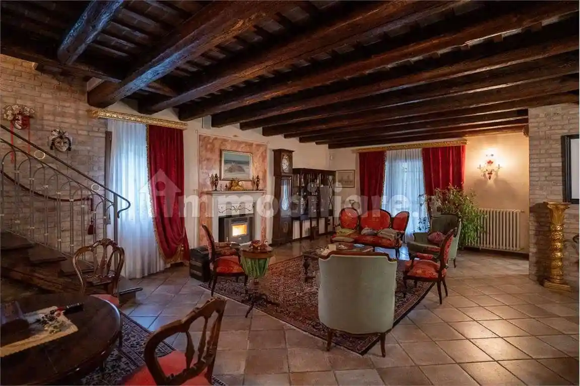 Villa in vendita a Salgareda