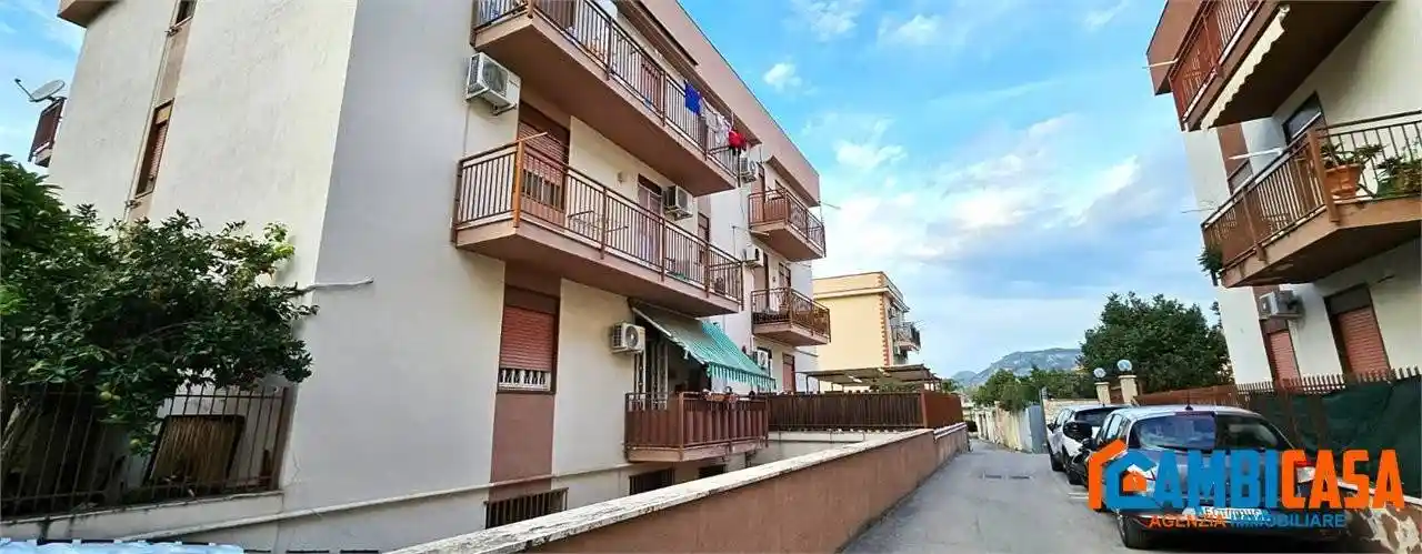Appartamento in vendita a Palermo
