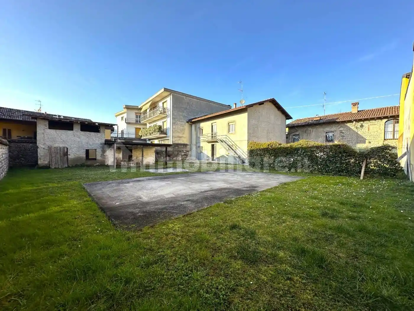 Casa indipendente in vendita a Villa di Serio