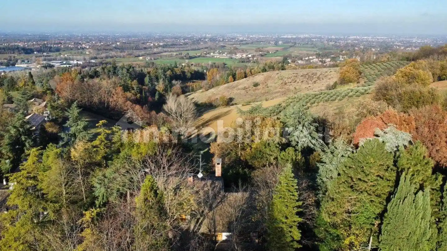 Villa in vendita a Albinea