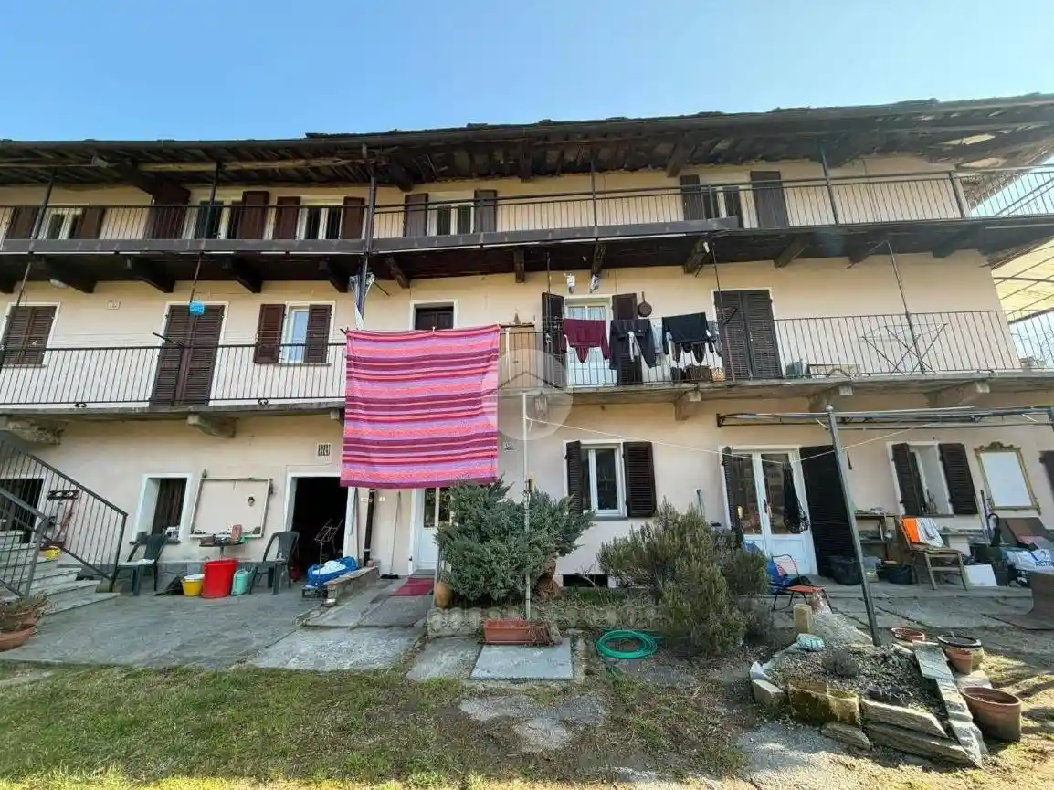 Casa indipendente in vendita a Barge