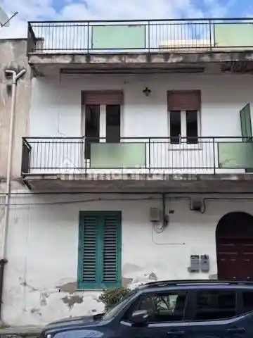 Palazzo - Edificio in vendita a Reggio Calabria