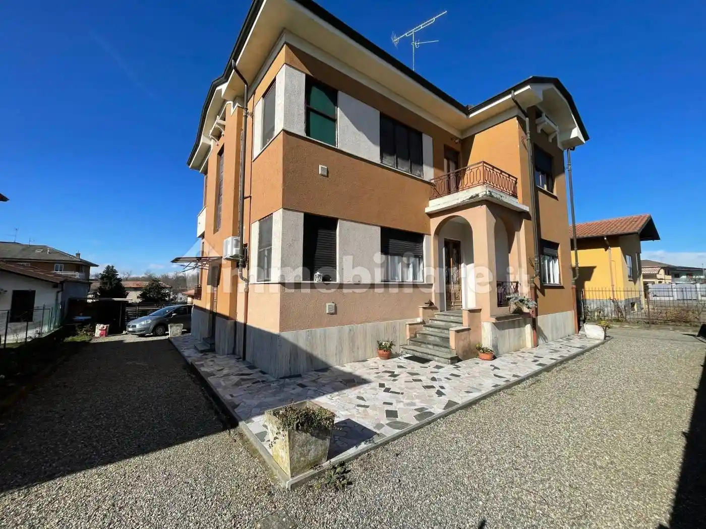 Villa in vendita a Rovasenda