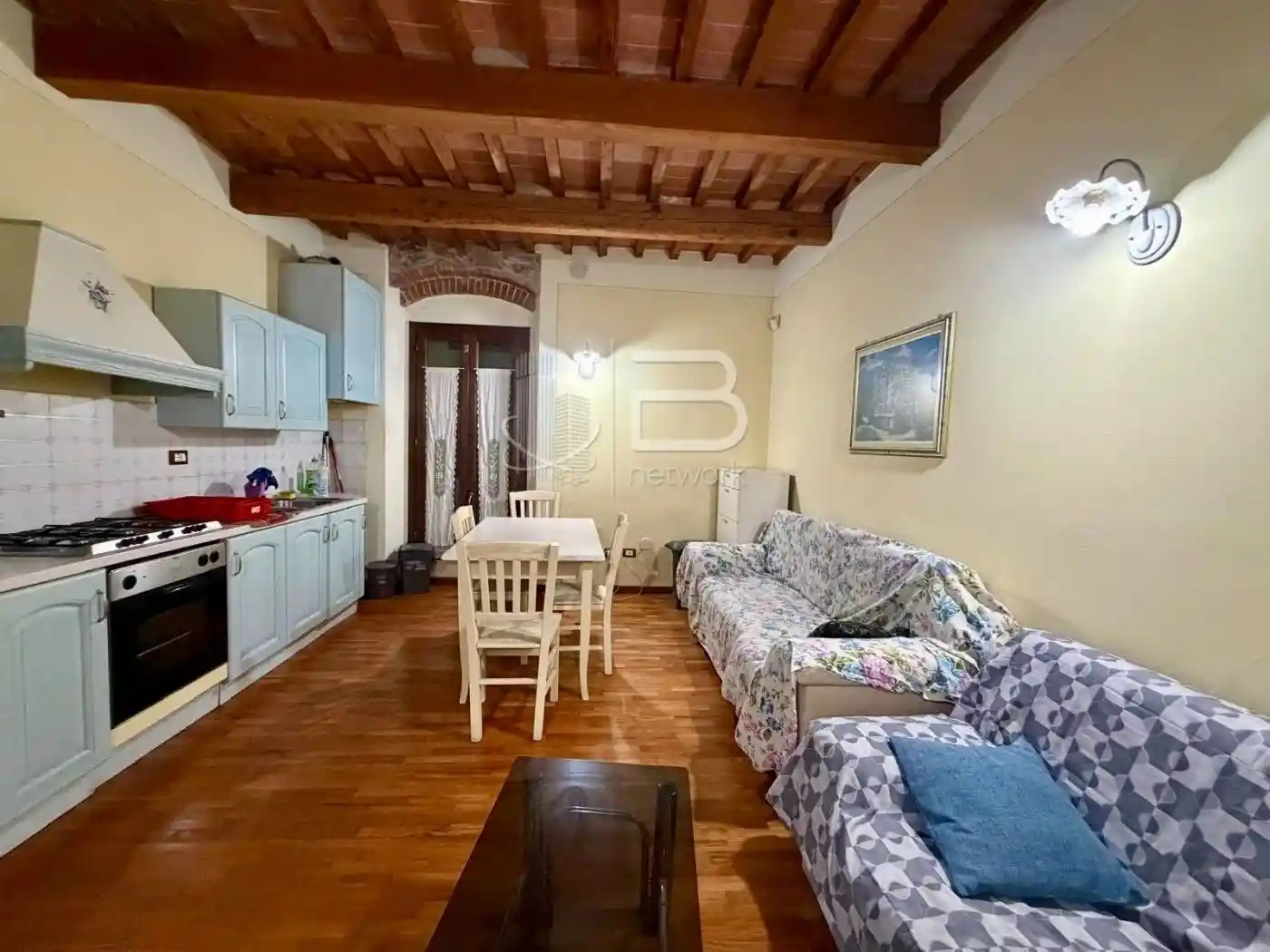 Appartamento in vendita a Massa e Cozzile