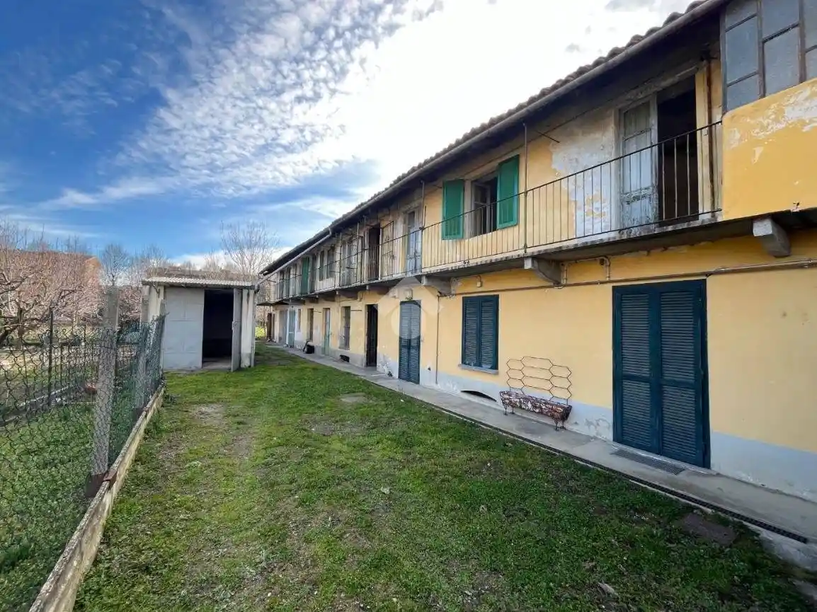 Casa indipendente in vendita a Pinerolo