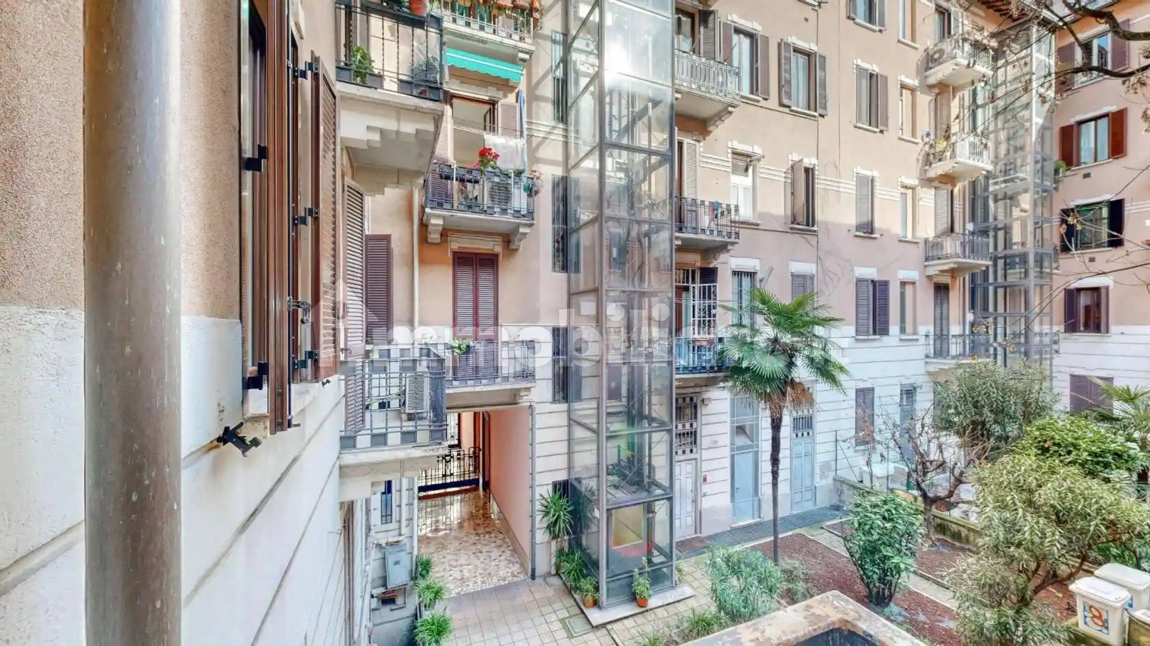 Appartamento in vendita a Milano