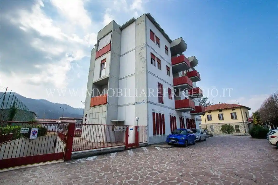 Appartamento in vendita a Cisano Bergamasco