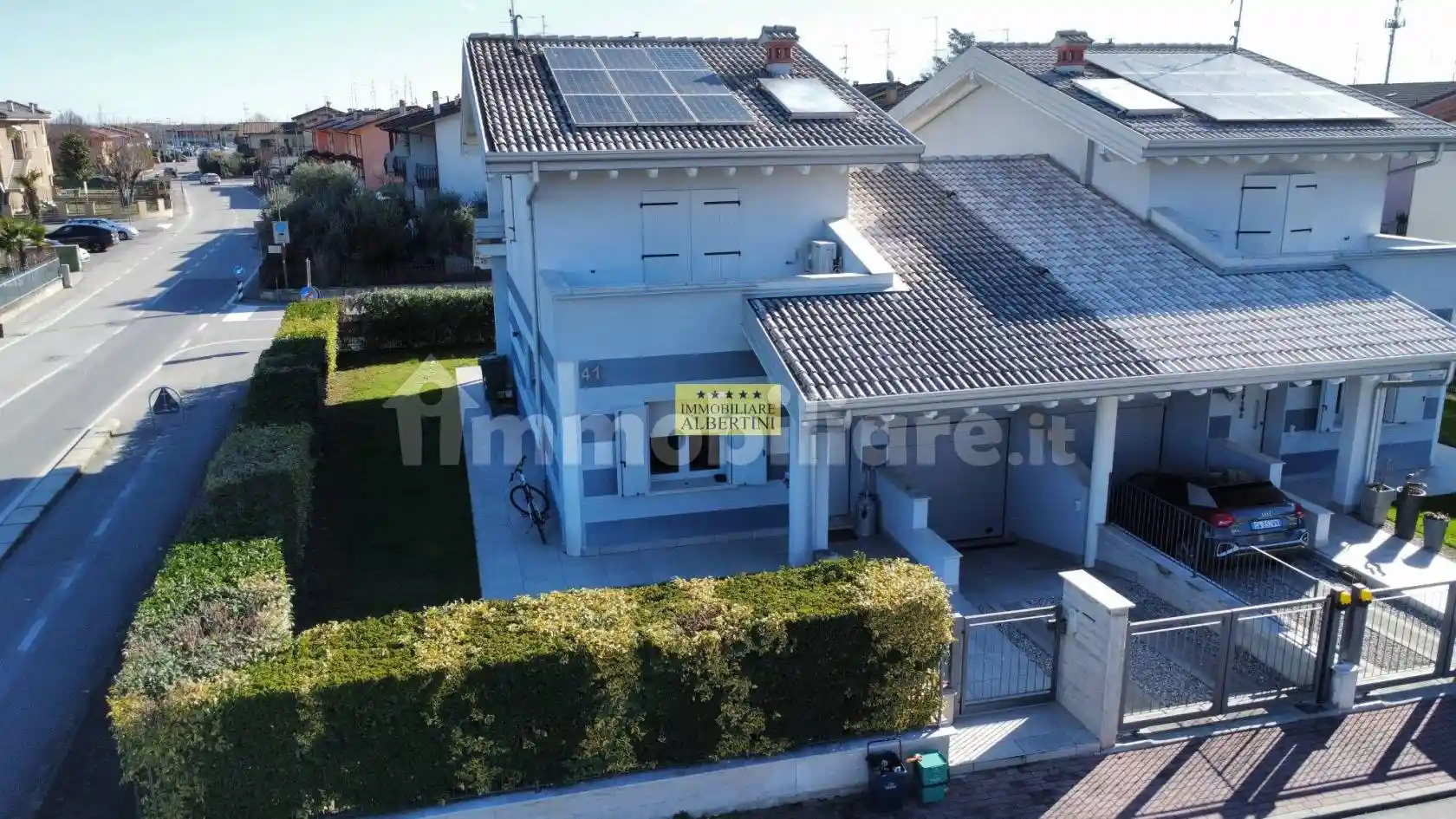 Villa in vendita a Valeggio sul Mincio