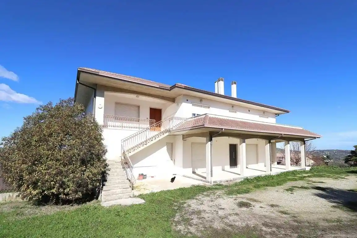 Villa in vendita a Bucchianico