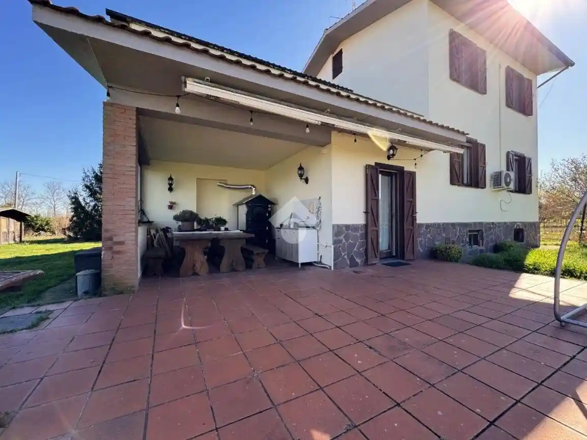 Villa in vendita a Viterbo