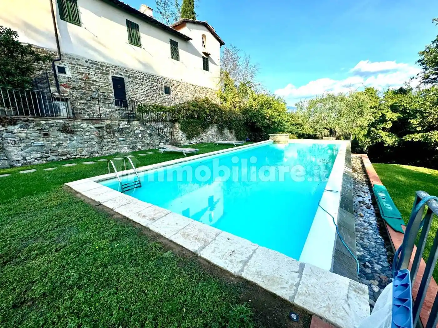 Casa indipendente in vendita a Figline e Incisa Valdarno