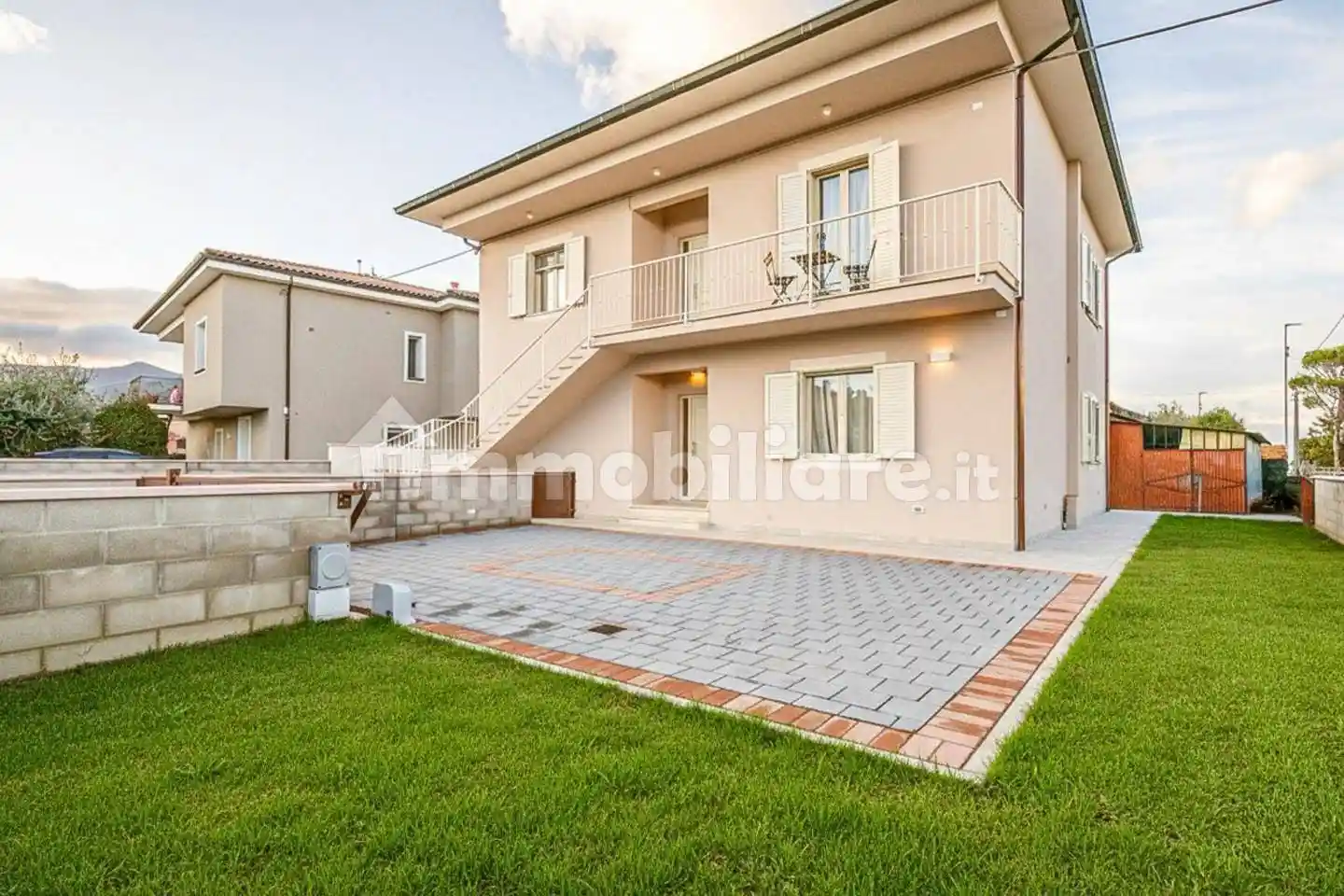 Appartamento in vendita a Bientina