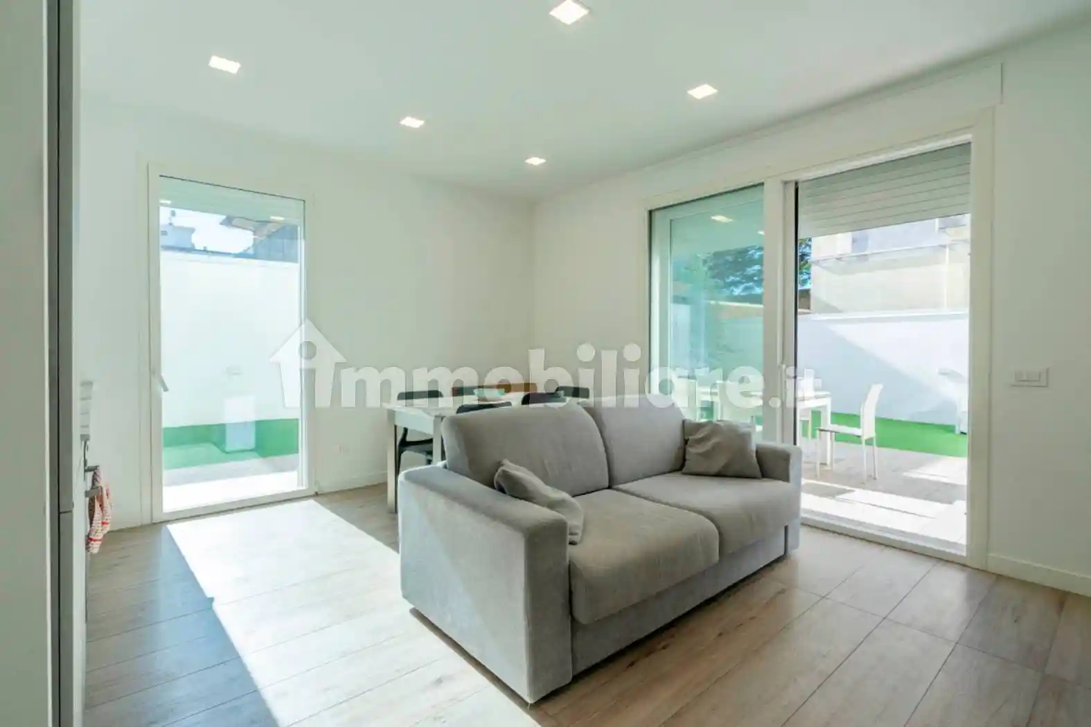 Appartamento in vendita a Cisterna di Latina